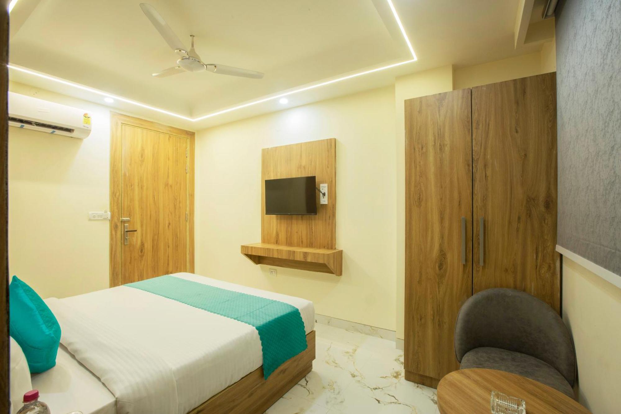 Hotel Luxe Manor Near Delhi Airport New Delhi Exterior foto