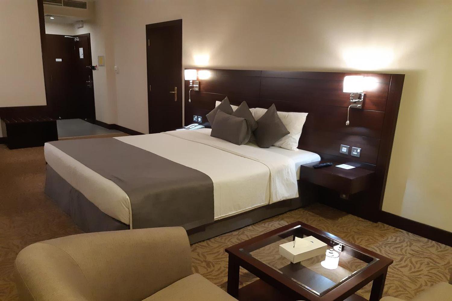 Hotel Luxe Manor Near Delhi Airport New Delhi Exterior foto